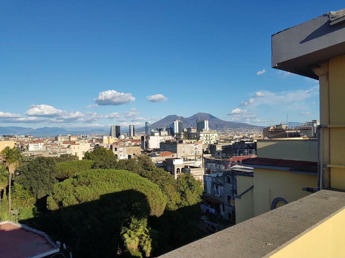 Appartamento Momento Napoletano Napoli Esterno foto